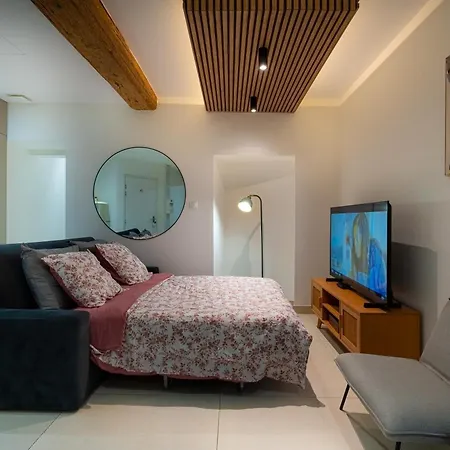 T2, 40 M2, Hyper Centre, Wi-fi, Netflix Bourg-en-Bresse